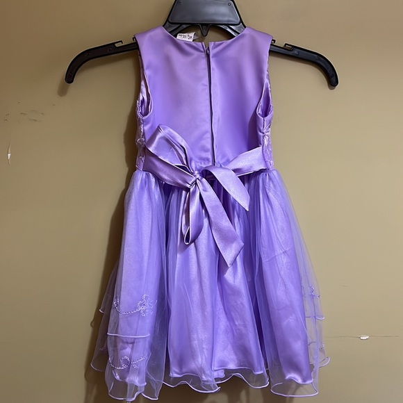 ROY FASHION Lilac Formal Toddler Dress - Size 3T - Picture 6 of 11